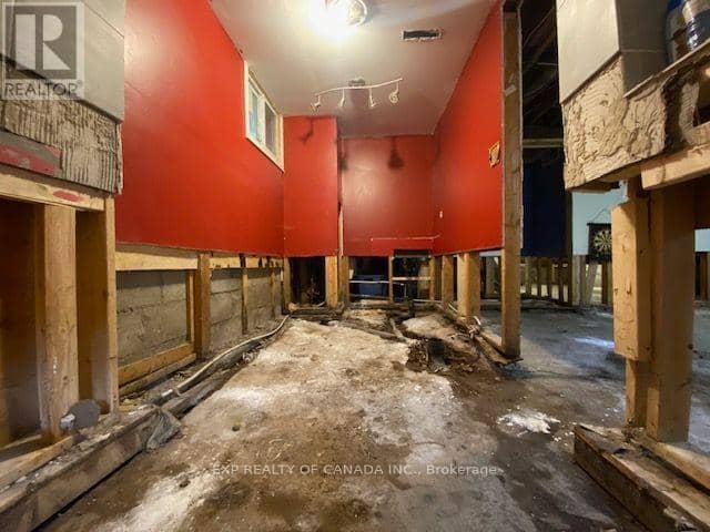 167 13th Avenue — photo 16 of 23