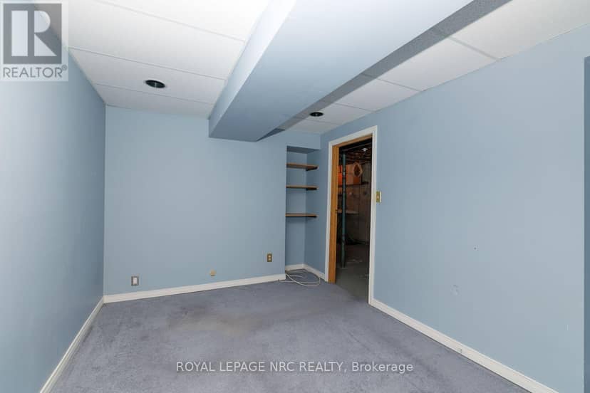 1 - 242 Lakeport Road — photo 16 of 24
