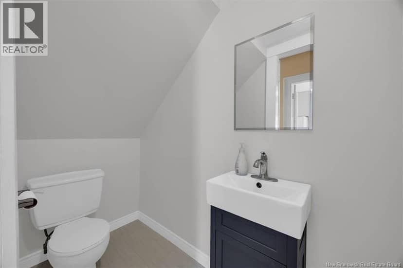 176 Sydney Street — photo 20 of 40