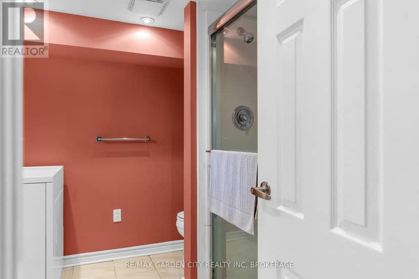 4 Manor Road — photo 19 of 24