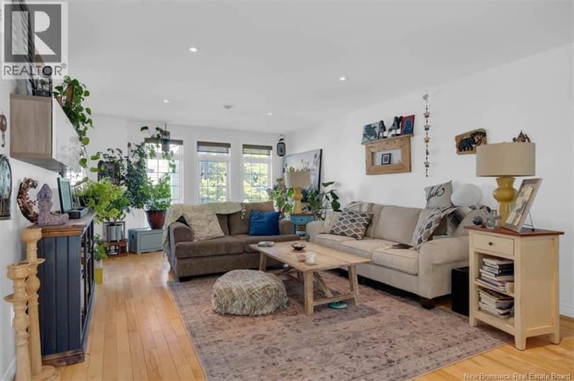 152 Duke Street — photo 4 of 27