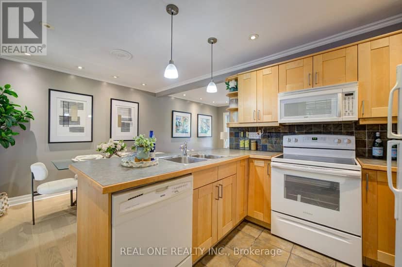 1099 Kent Avenue — photo 18 of 40