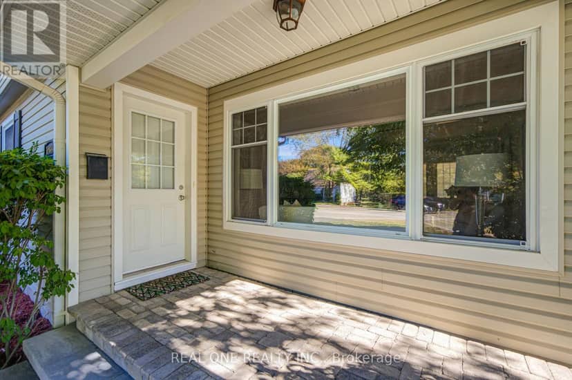 1099 Kent Avenue — photo 3 of 40