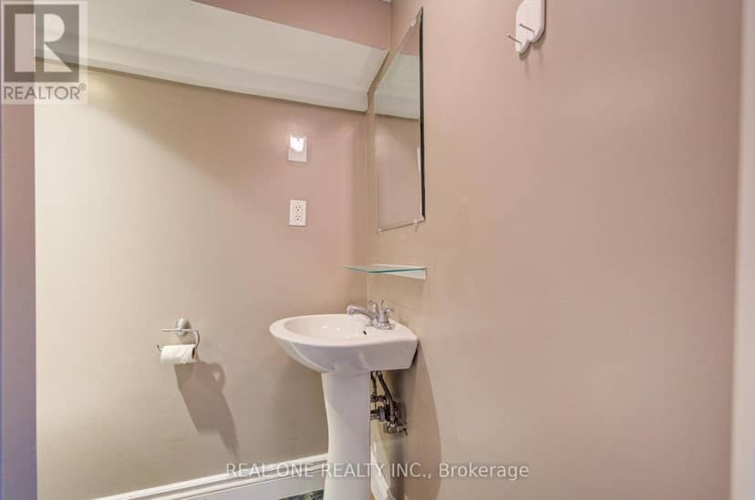 1099 Kent Avenue — photo 36 of 40