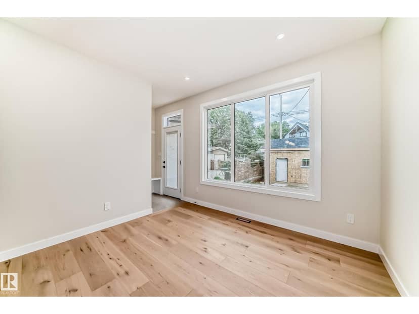 9637 85 ST NW — photo 31 of 40