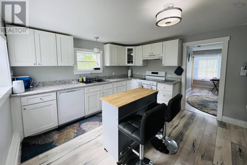 8414 Highway 209 — photo 11 of 40
