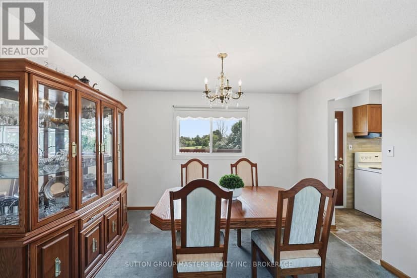 2212 Battersea Road — photo 11 of 40