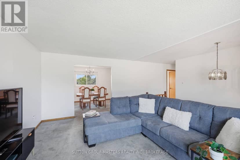 2212 Battersea Road — photo 9 of 40
