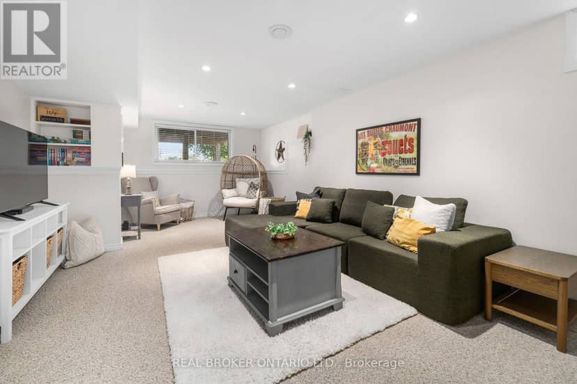 83 Comba Drive — photo 33 of 39