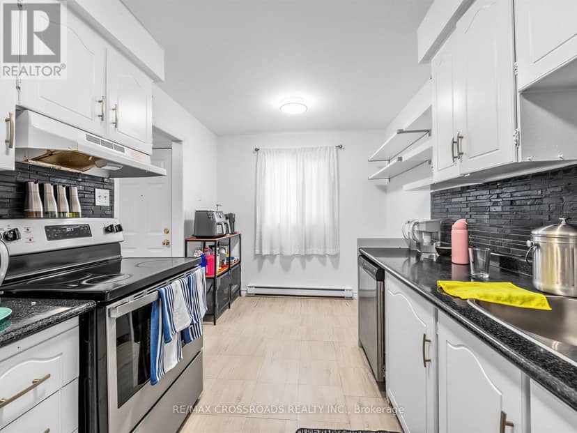 57 - 275 Manse Road — photo 11 of 36
