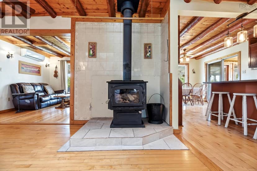 507 Pinevale Road — photo 9 of 40