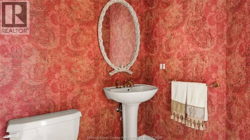 7702 St Clair Rd — photo 20 of 40