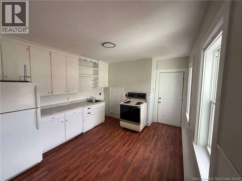 25 Meadow Street — photo 9 of 36