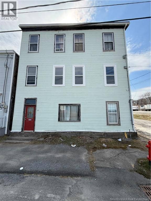 25 Meadow Street — photo 2 of 36