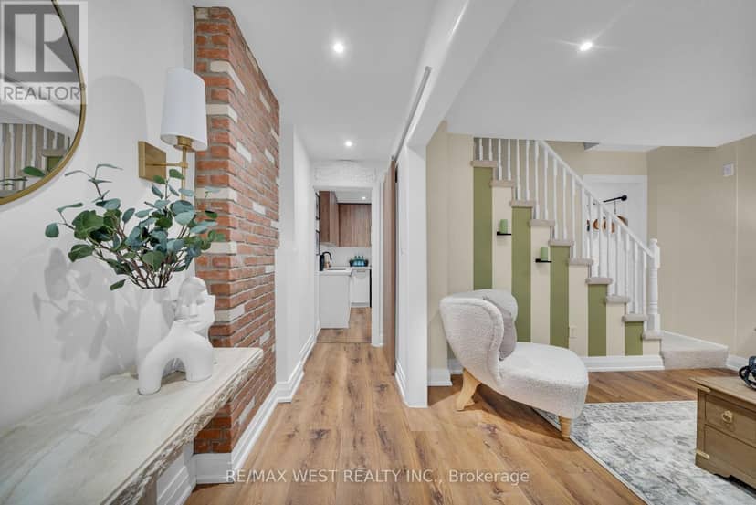 259 Sixth Street, Toronto