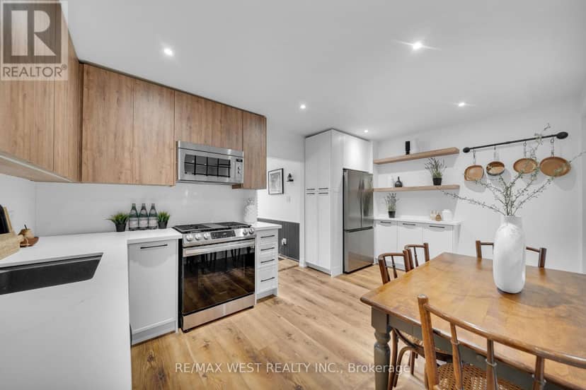 259 Sixth Street, Toronto, photo 2
