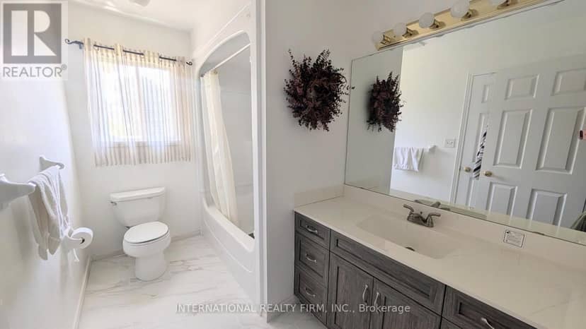 38 Windle Village Crescent — photo 12 of 22