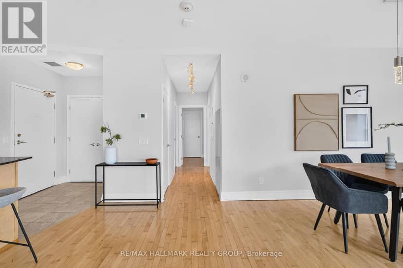 PH05 - 235 Kent Street — photo 32 of 40