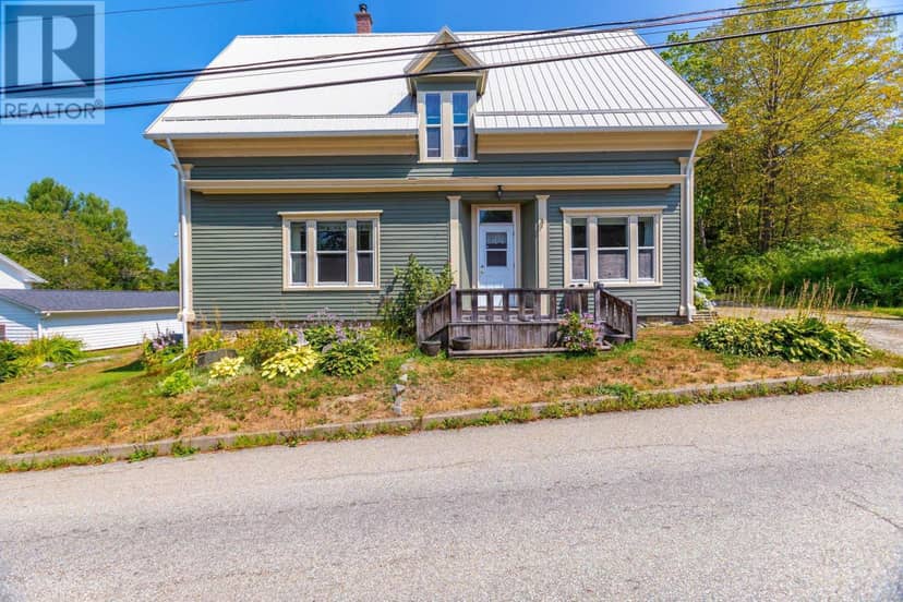 7498 Highway 340, Weymouth