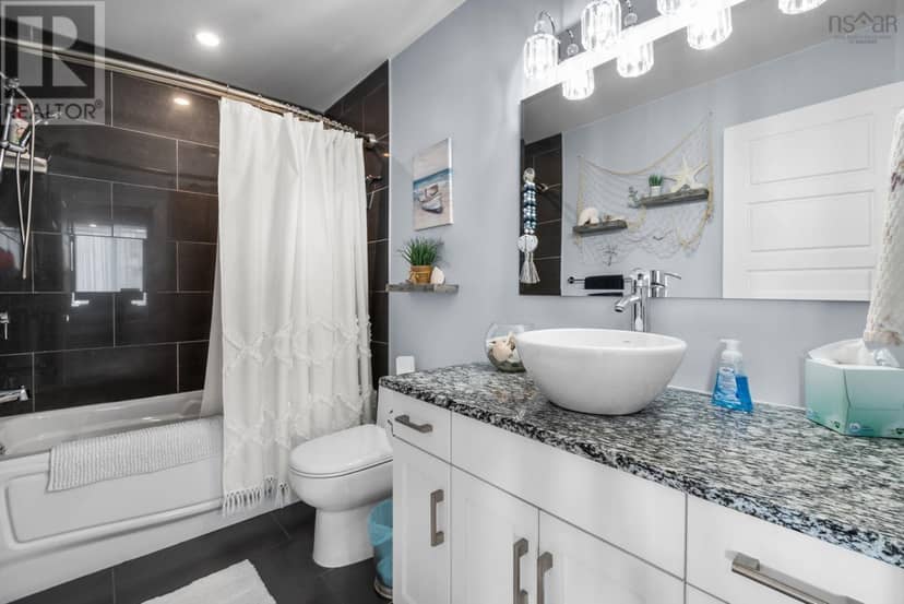 1203 31 Kings Wharf Place — photo 26 of 40