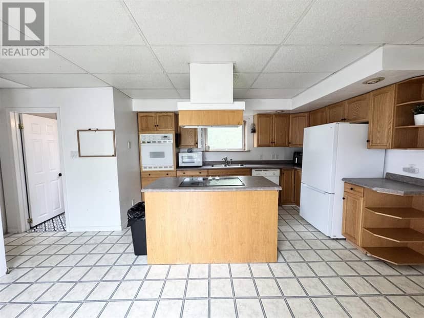 45 Elgin ST — photo 12 of 30
