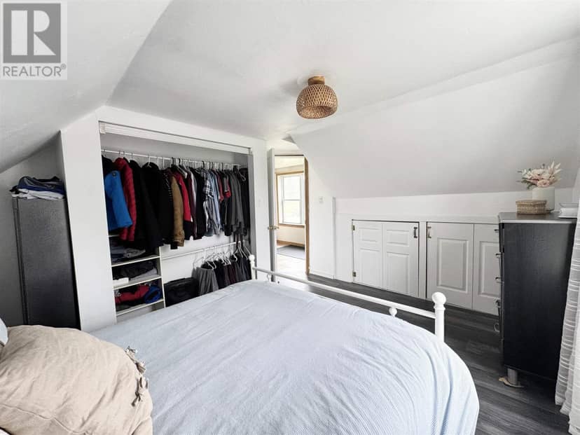 45 Elgin ST — photo 20 of 30