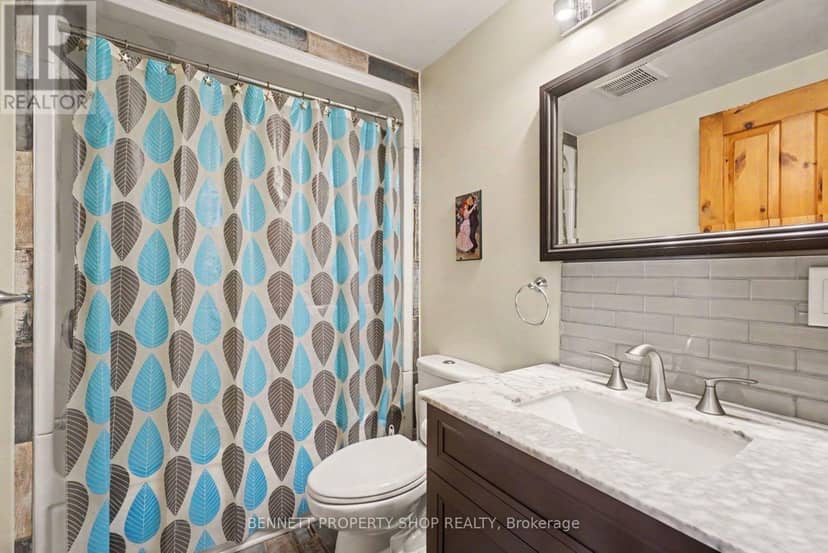 4240 Armitage Avenue — photo 18 of 28