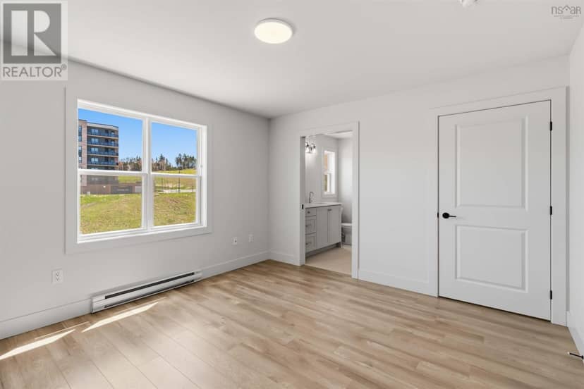 PC-5 18 Pearlgarden Close — photo 22 of 39