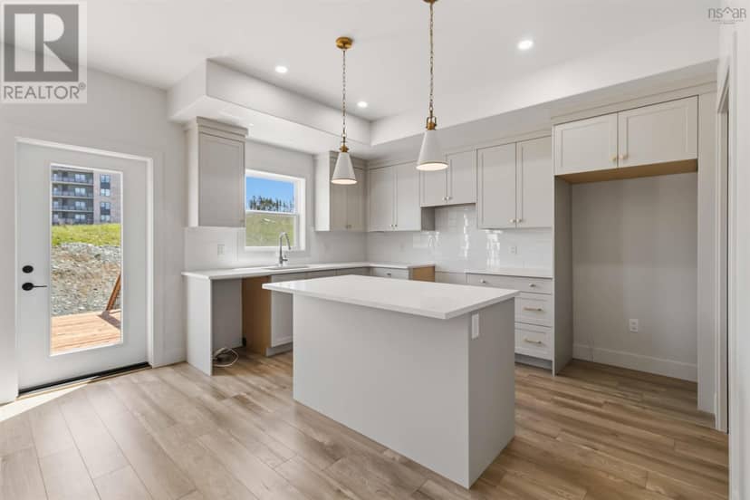 PC-5 18 Pearlgarden Close — photo 17 of 39