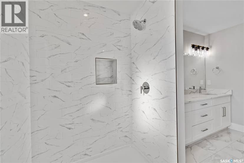 470 Yuel CRESCENT — photo 23 of 35