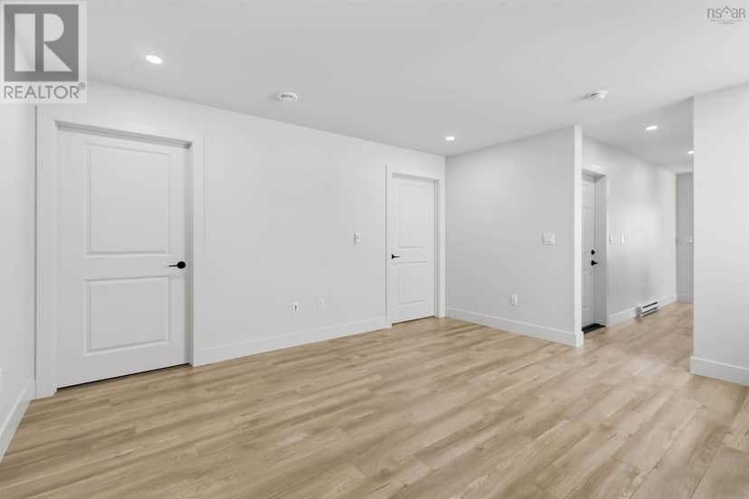 PC-5 18 Pearlgarden Close — photo 6 of 39