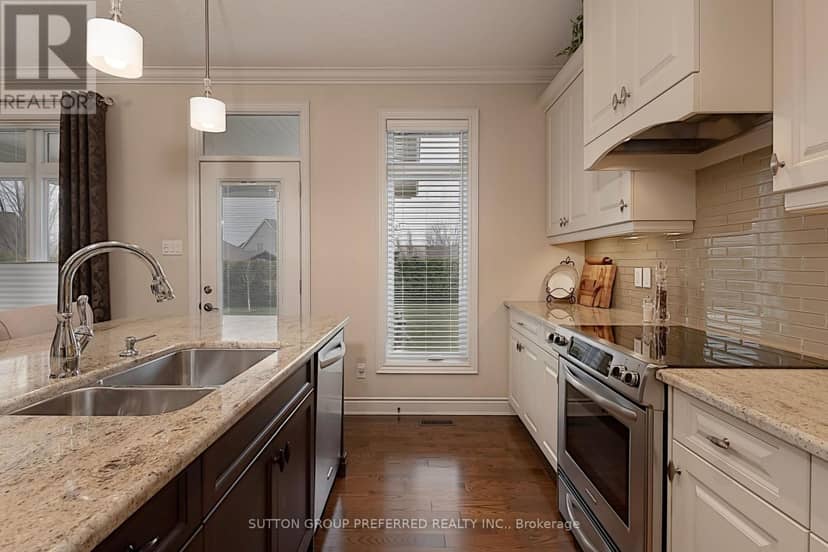 38 Brenmar Crescent — photo 18 of 40