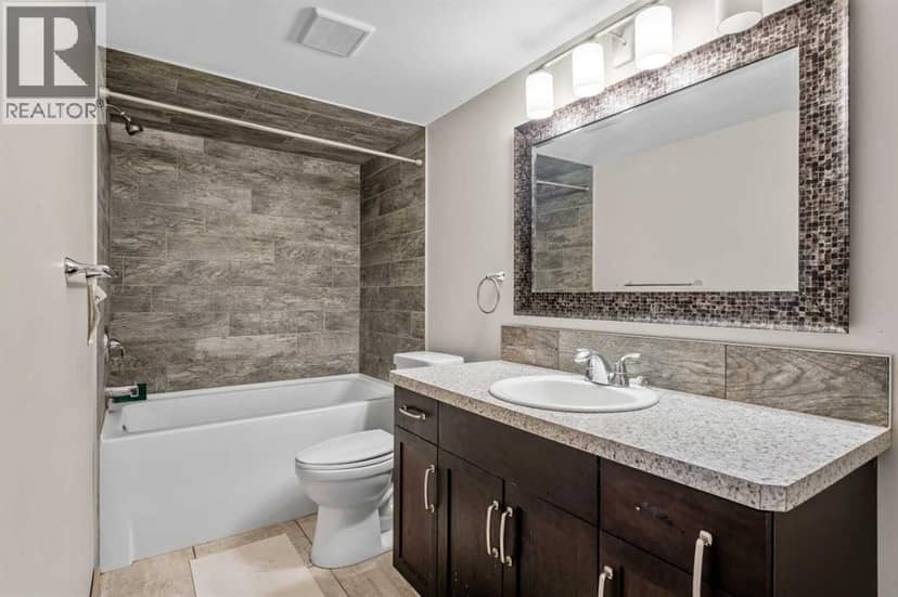 562 Cranston Drive SE — photo 23 of 33