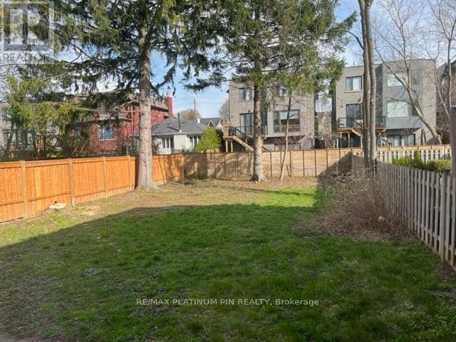 194 Florence Avenue — photo 13 of 13