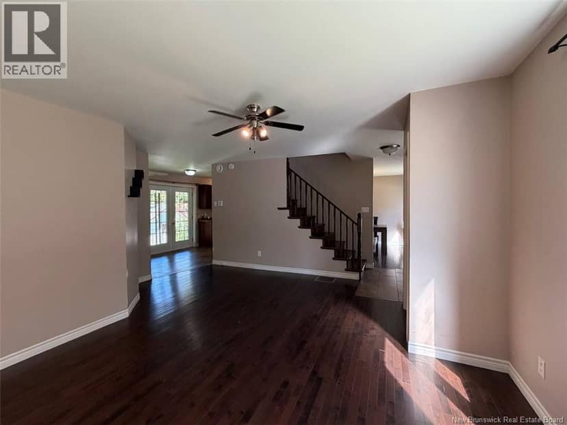 12 Fort Avenue — photo 4 of 27