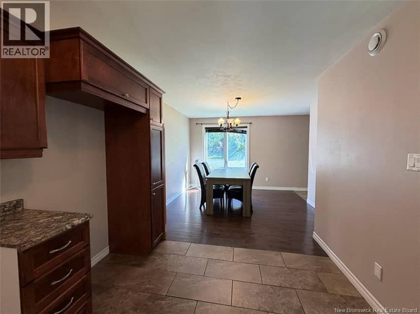 12 Fort Avenue — photo 7 of 27