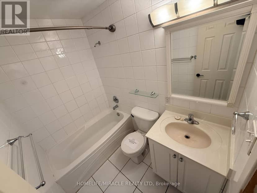 52 Robbie Crescent — photo 19 of 26