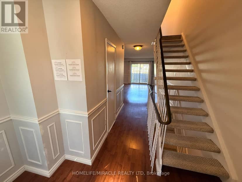 52 Robbie Crescent, Ajax, photo 6