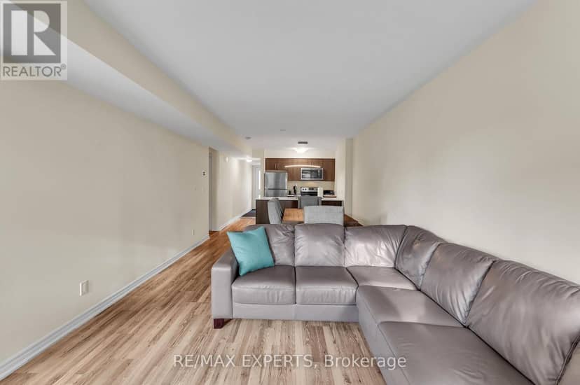 207 - 4 Cove Court — photo 9 of 23