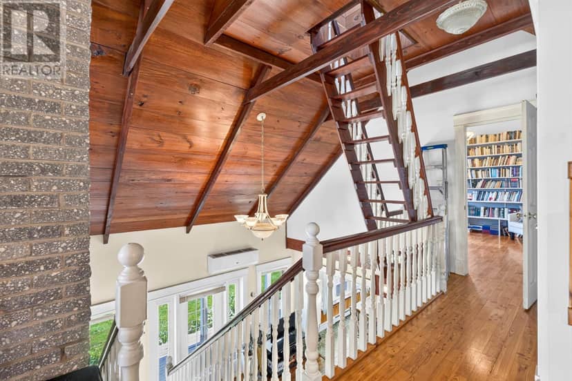 1088 McInnis Point Road — photo 37 of 40