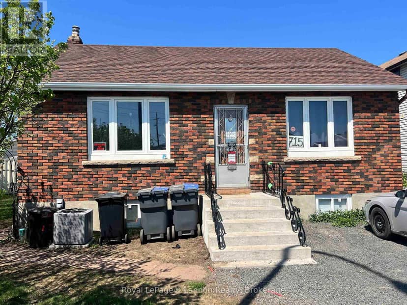 715 May Street N, Thunder Bay