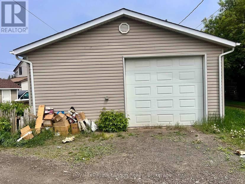 715 May Street N, Thunder Bay, photo 4