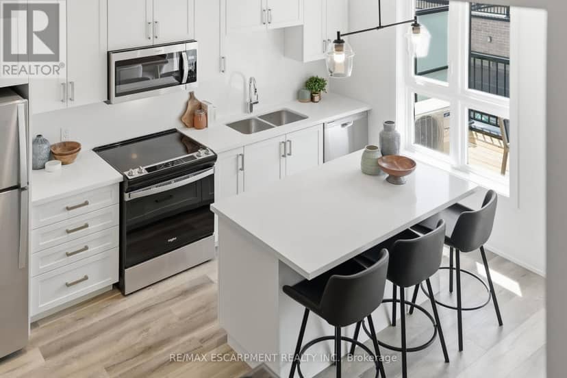 173 Burke Street — photo 16 of 40