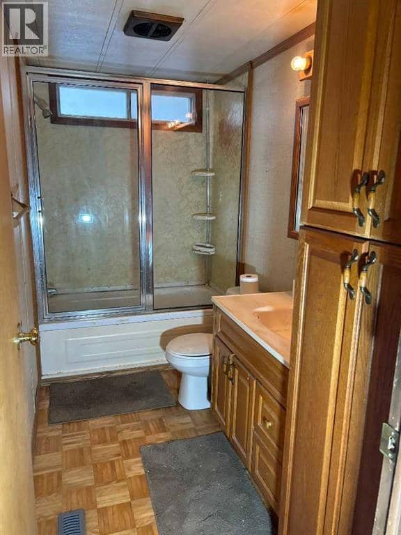 77 Greenbrook Village, Brooks, photo 8