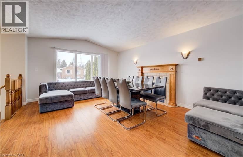 271 COLLEGE Street W, Waterford, photo 5