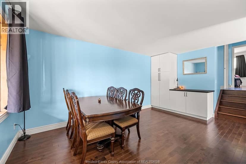 1630 Blue Spring — photo 4 of 33