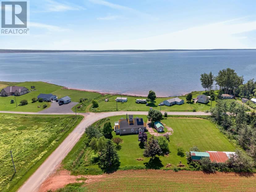 1088 McInnis Point Road, Earnscliffe, photo 6