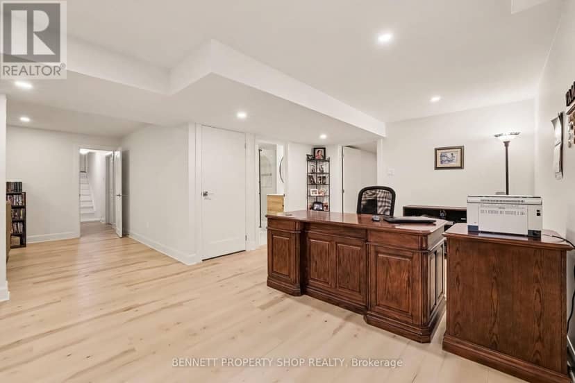 160 Northcote Drive — photo 19 of 35