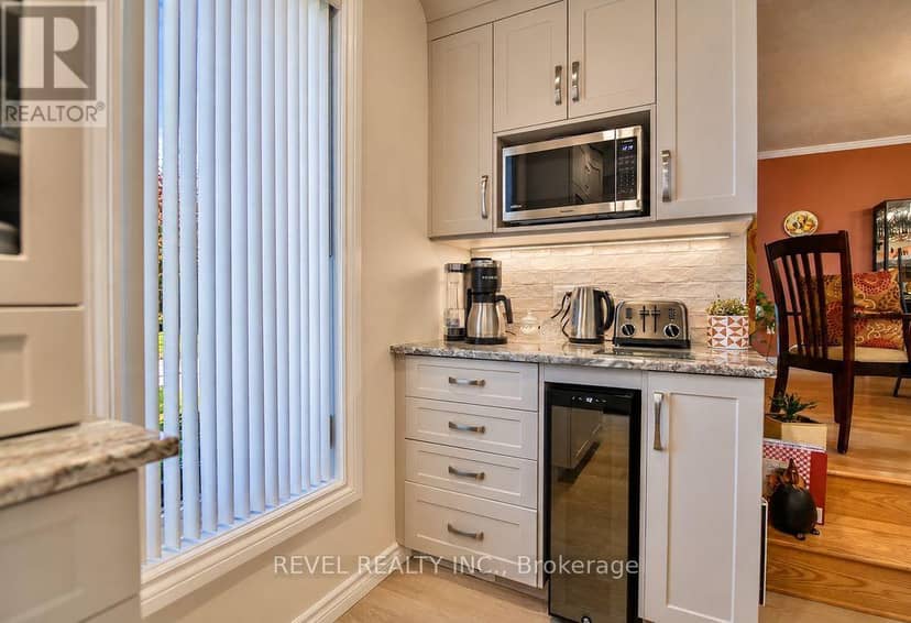 260 Emerald Street — photo 15 of 40