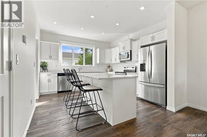3039 Brighton COMMON — photo 14 of 40